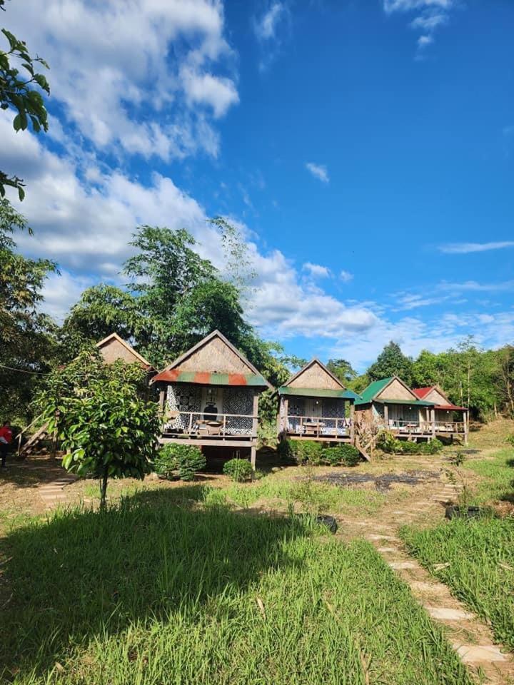 Tdb Peter House Hotel Banlung Exterior photo